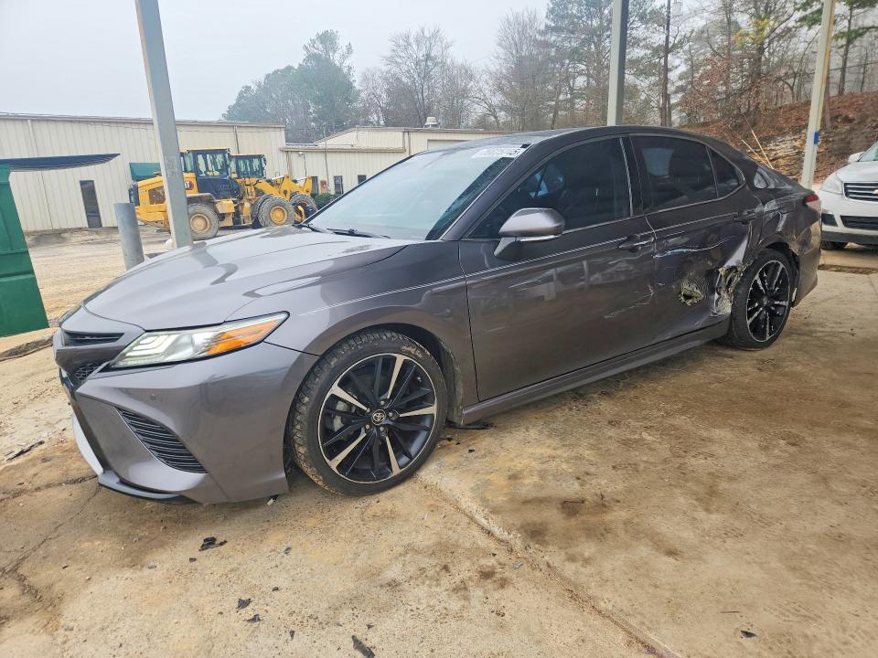 2018 TOYOTA CAMRY — VIN 4T1B61HK7JU126736