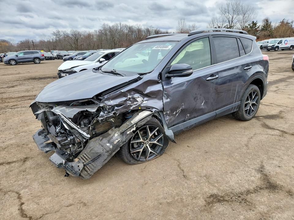 2018 TOYOTA RAV4 — VIN JTMJFREVXJD253610