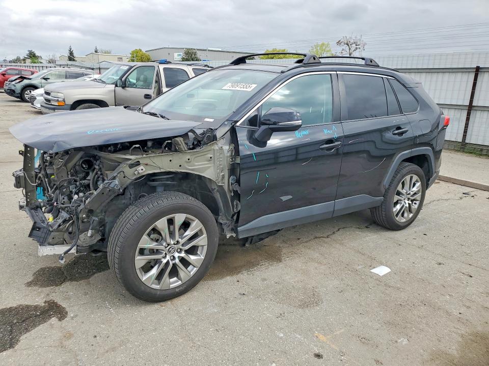 2021 TOYOTA RAV4 — VIN 2T3C1RFV2MC131239