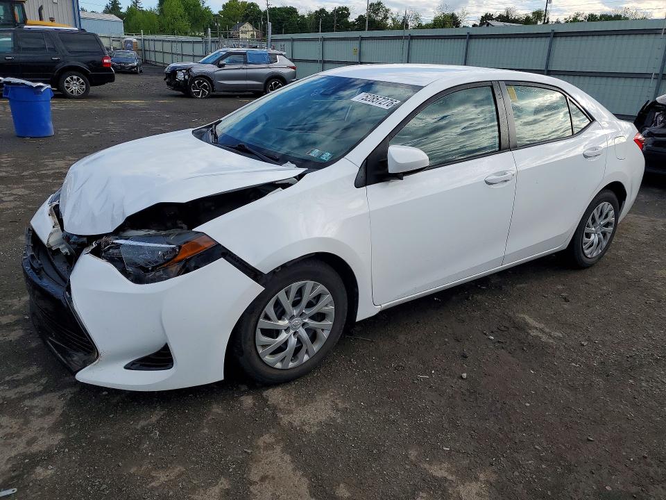 2017 TOYOTA COROLLA — VIN 2T1BURHE0HC910914
