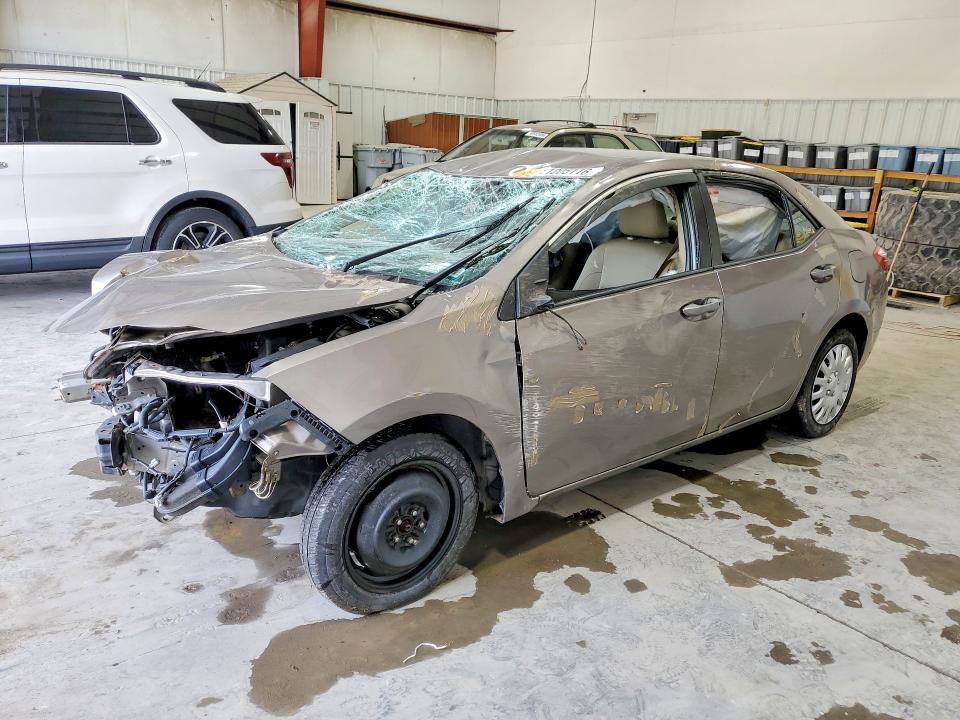 2015 TOYOTA COROLLA — VIN 2T1BURHE1FC389585