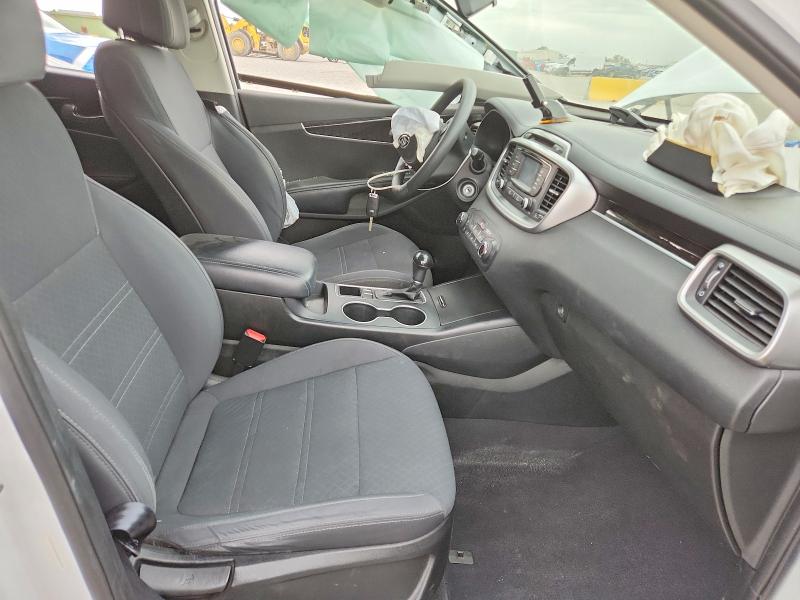 5XYPG4A57HG296782