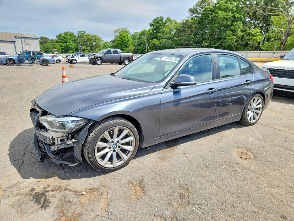 2018 BMW 320 — VIN WBA8E1G51JNU91952
