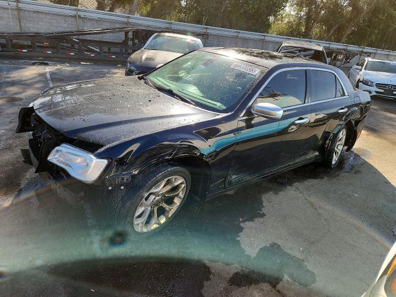 2019 CHRYSLER 300C — VIN 2C3CCAPT4KH577661