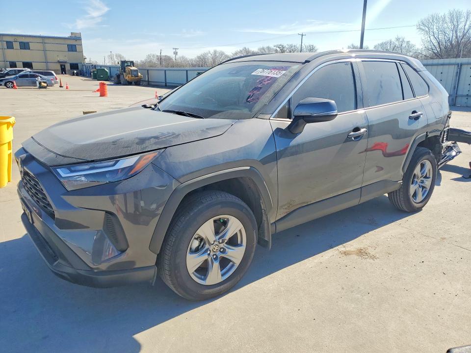 2024 TOYOTA RAV4 — VIN 2T3W1RFV2RW365206
