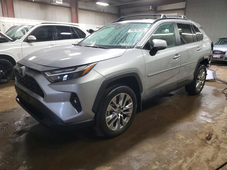 2024 TOYOTA RAV4 — VIN 2T3A1RFV4RW454575