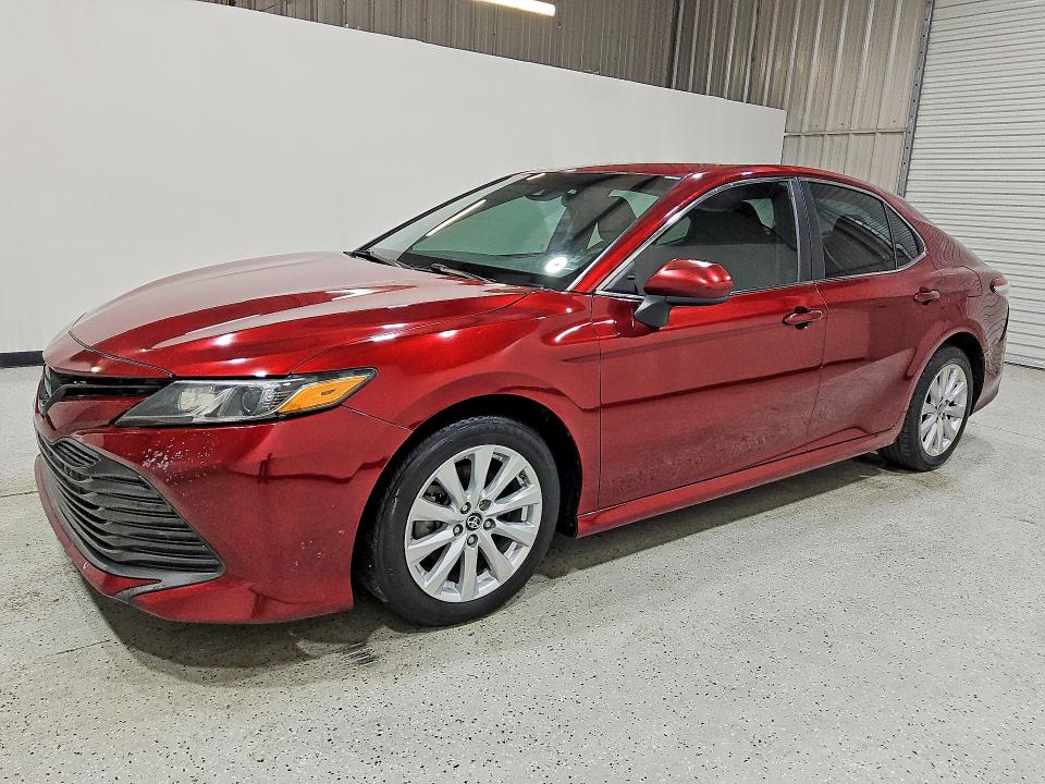 2019 TOYOTA CAMRY — VIN 4T1B11HK4KU818033