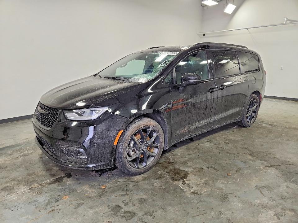 2025 CHRYSLER PACIFICA — VIN 2C4RC1GG3SR553533