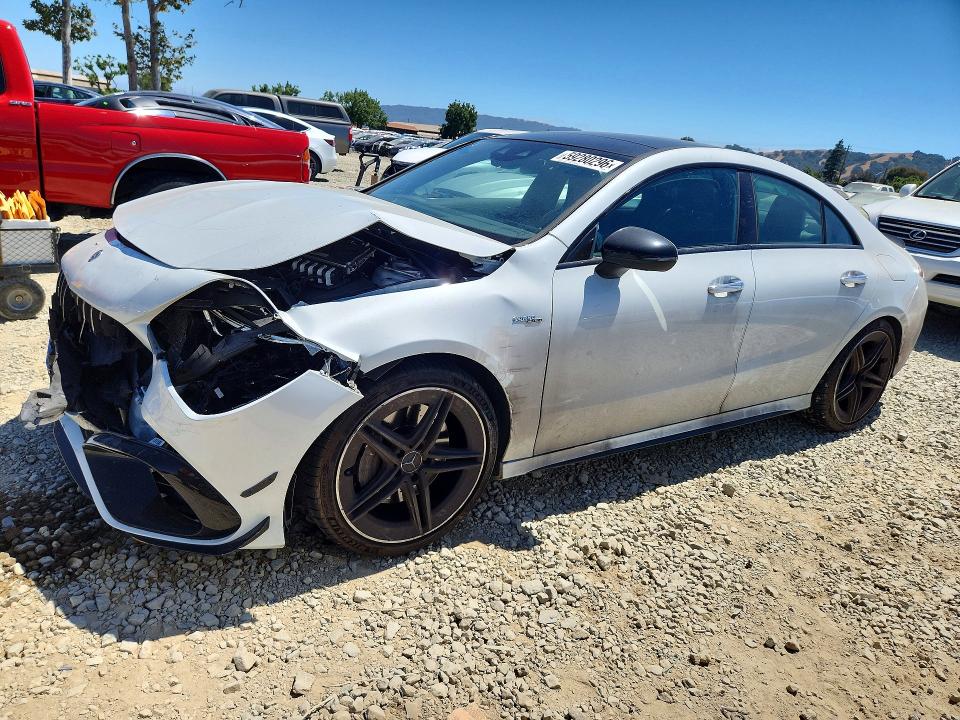 W1K5J5DB4LN082890