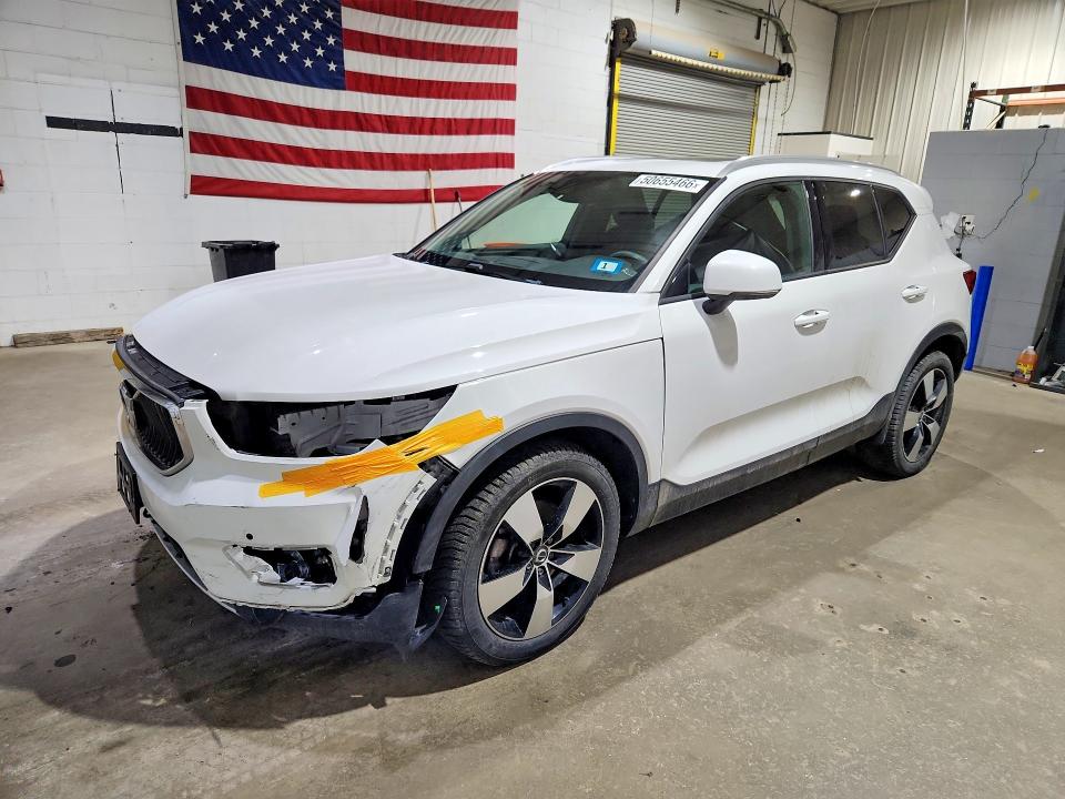 2020 VOLVO XC40 — VIN YV4162UK1L2288336