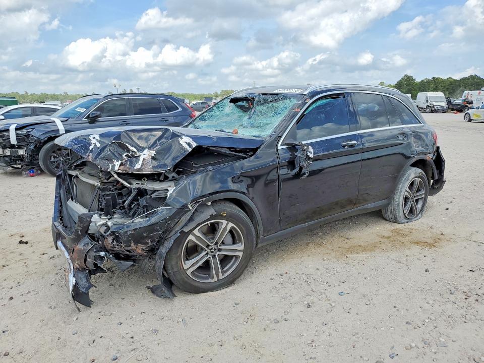 2017 MERCEDES-BENZ GLC — VIN WDC0G4JB4HF215659