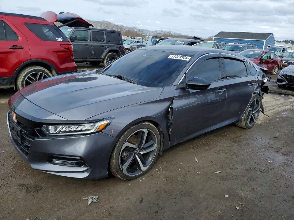 2018 HONDA ACCORD — VIN 1HGCV1F38JA044847