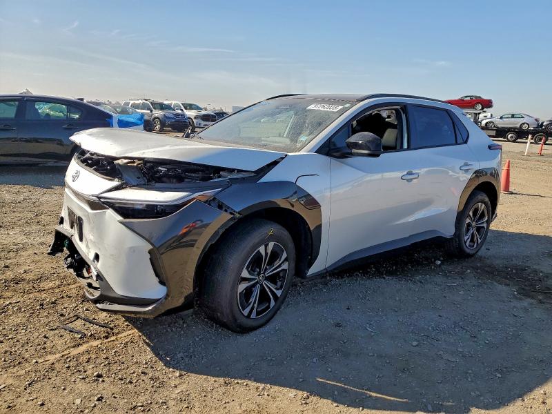 2024 TOYOTA BZ4X — VIN JTMABACAXRA051778
