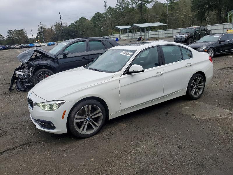 2018 BMW 330 — VIN WBA8D9G56JNU69026