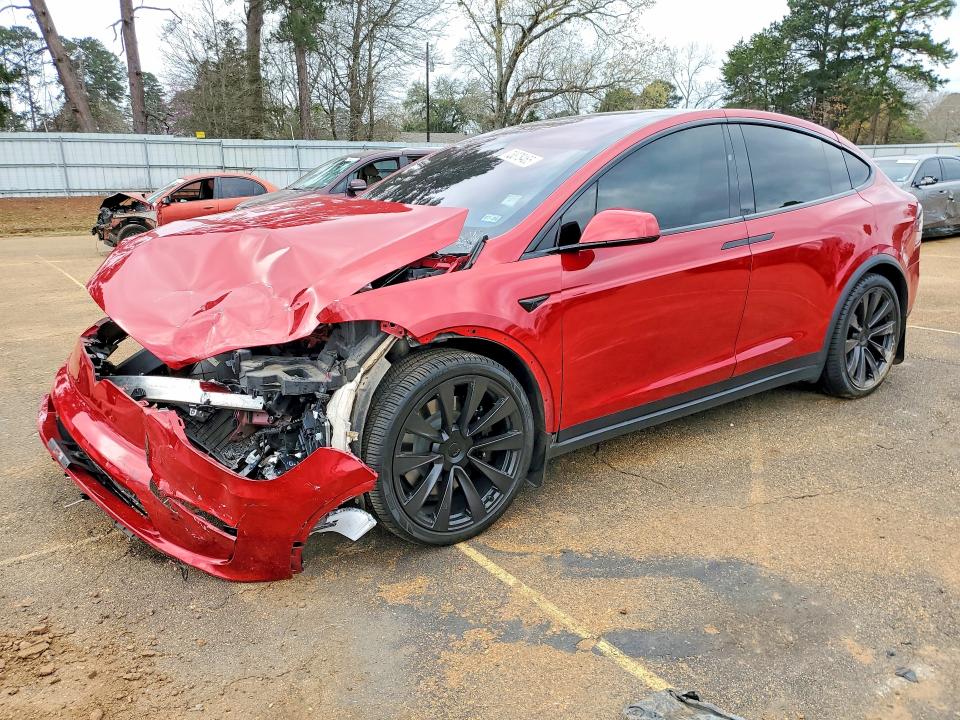 2022 TESLA MODEL X — VIN 7SAXCBE60NF331770
