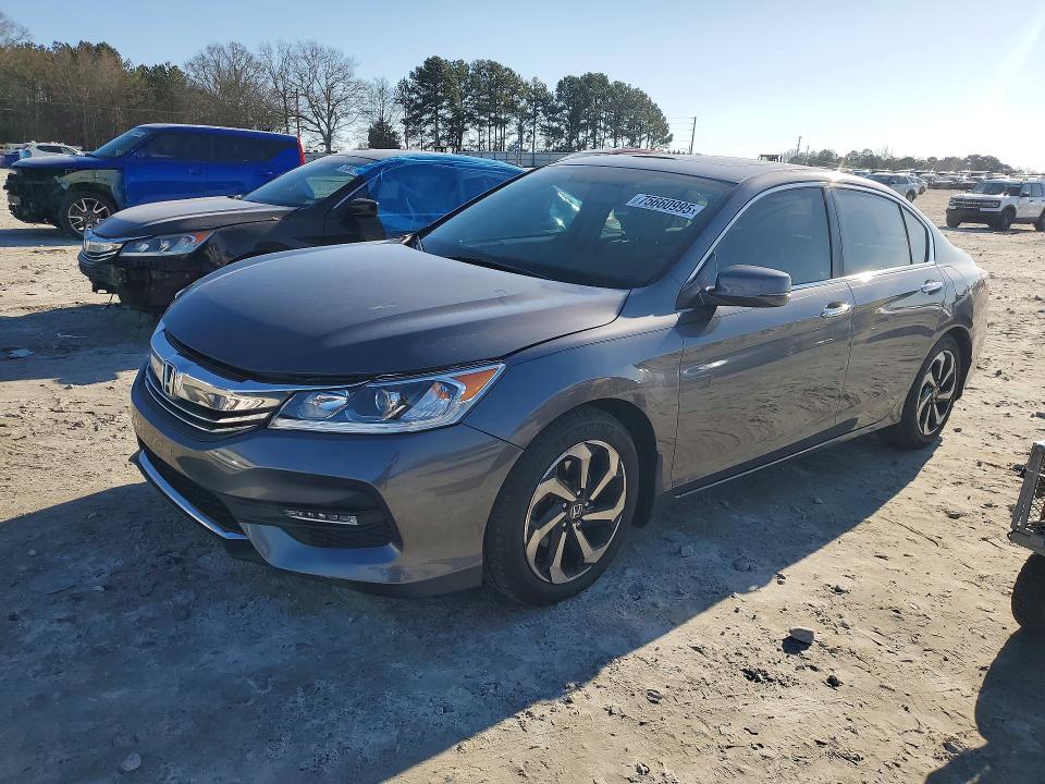 2017 HONDA ACCORD EX — VIN 1HGCR2F77HA105533
