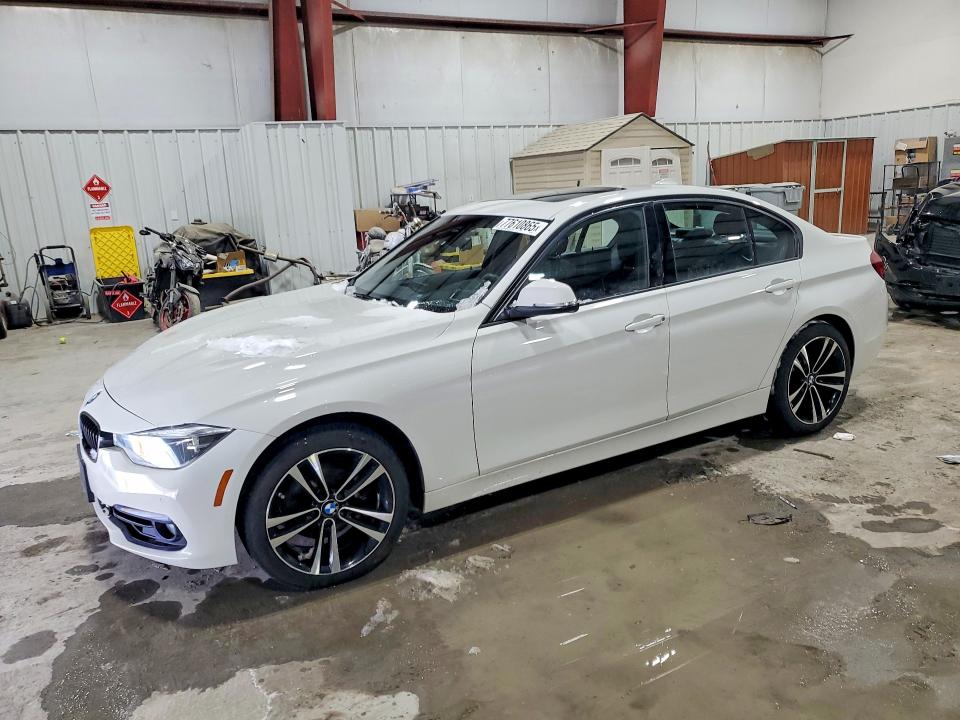 2018 BMW 330 — VIN WBA8D9G54JNU67369