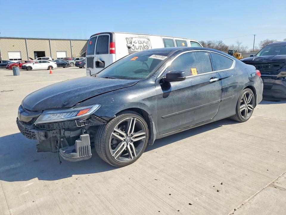 2017 HONDA ACCORD — VIN 1HGCT2B03HA001079