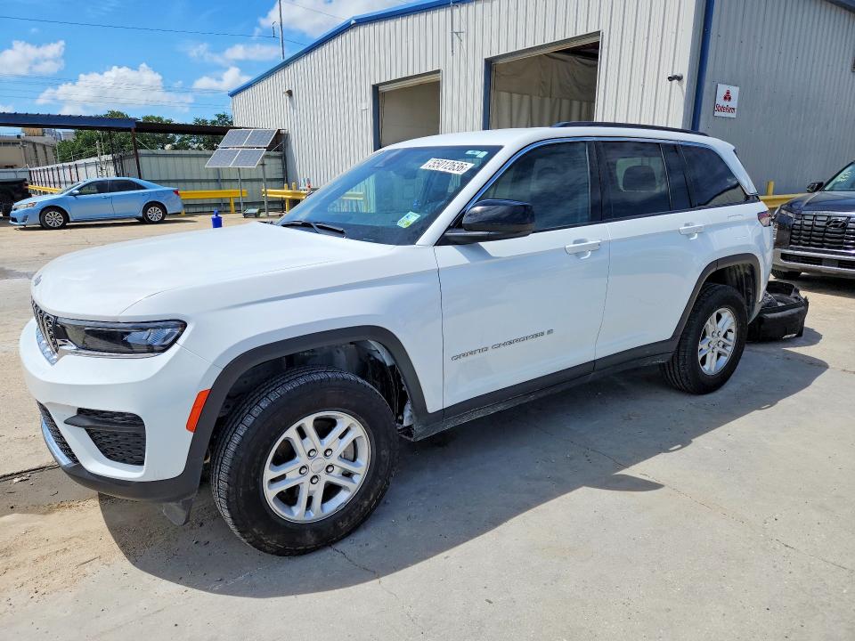 2025 JEEP GRAND CHEROKEE — VIN 1C4RJGAG4SC322618