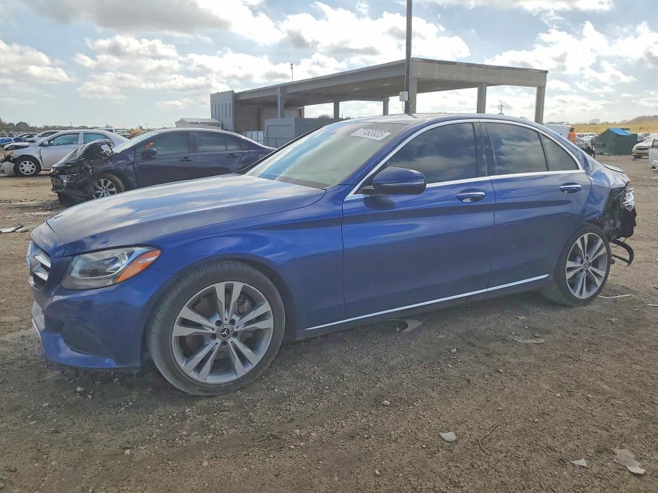 2018 MERCEDES-BENZ C — VIN 55SWF4JB6JU266690