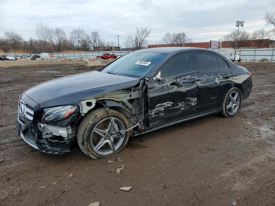 2019 MERCEDES-BENZ E — VIN WDDZF4KB5KA635116