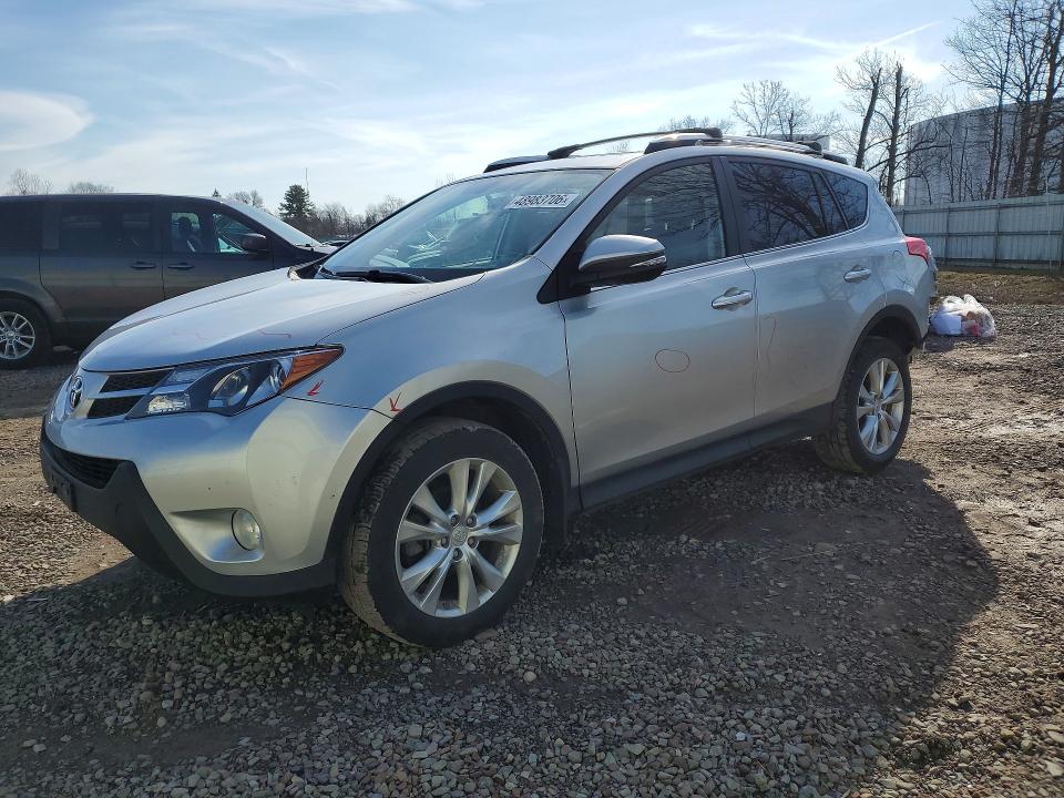 2015 TOYOTA RAV4 — VIN JTMDFREV1FD098899
