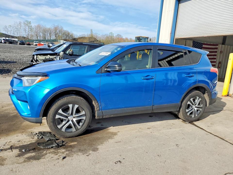 2018 TOYOTA RAV4 — VIN JTMBFREV5JJ196349