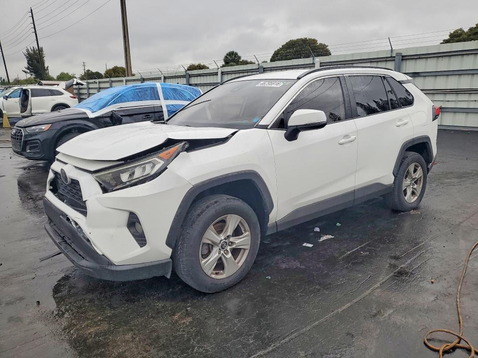2020 TOYOTA RAV4 — VIN 2T3W1RFV3LC038774