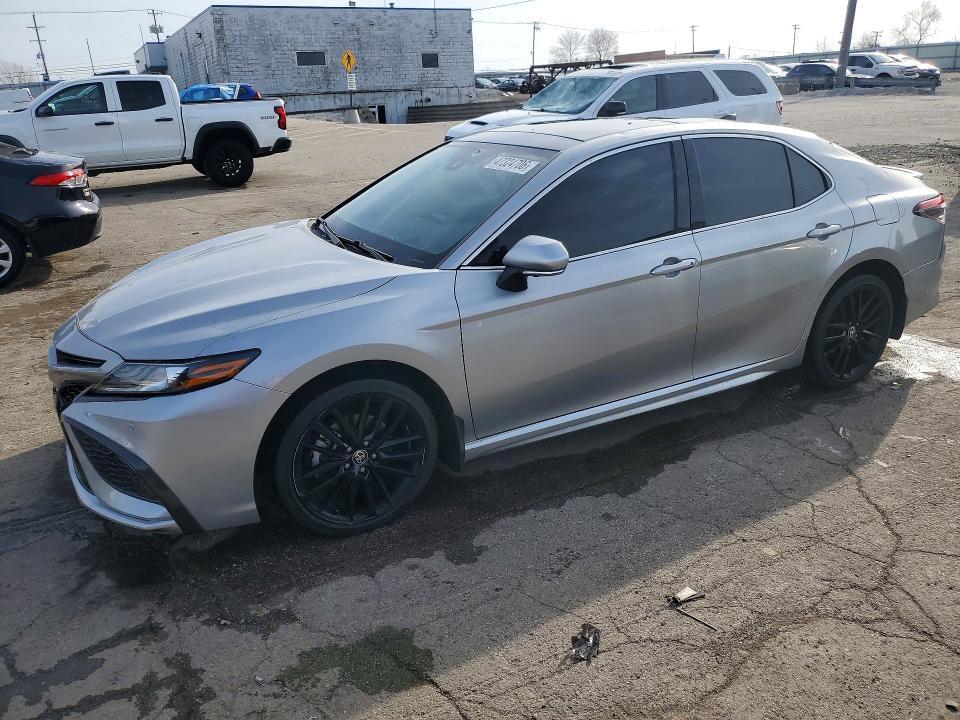 2021 TOYOTA CAMRY — VIN 4T1K61AK0MU552556