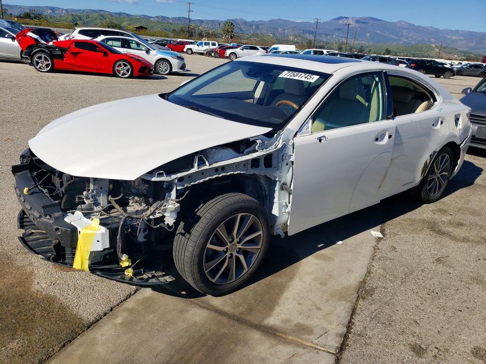 2018 LEXUS ES — VIN JTHBW1GG2J2184863