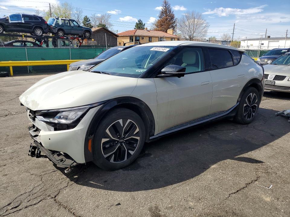 2022 KIA EV6 — VIN KNDC3DLC8N5025580