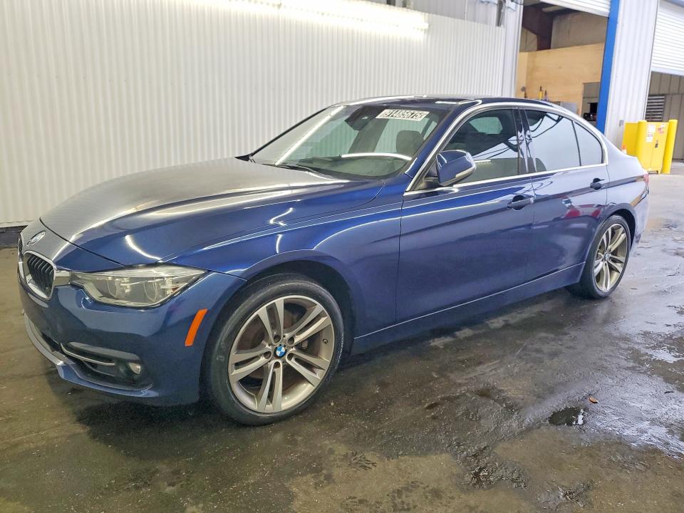 2018 BMW 330 — VIN WBA8B9G59JNU98803