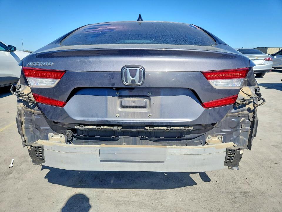 1HGCV1F12KA038803