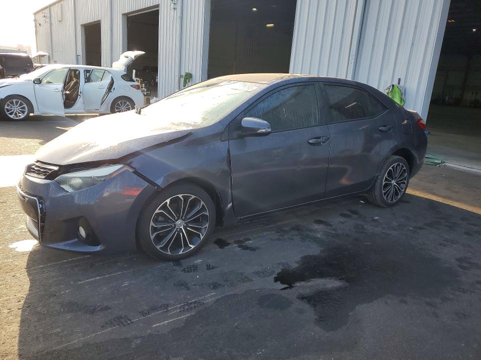 2015 TOYOTA COROLLA — VIN 5YFBURHE7FP242557