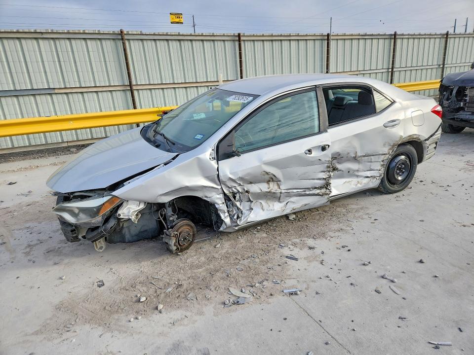 2016 TOYOTA COROLLA — VIN 5YFBURHE1GP549160