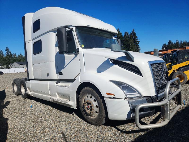 2019 VOLVO VN — VIN 4V4NC9EH6KN905479