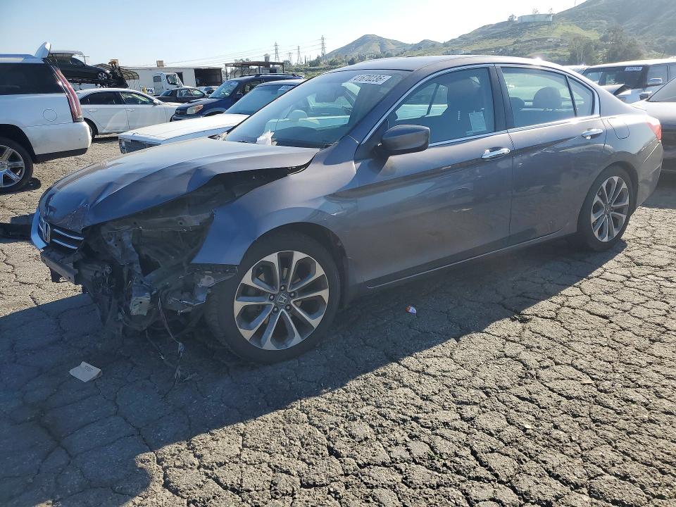 2015 HONDA ACCORD — VIN 1HGCR2F56FA100559