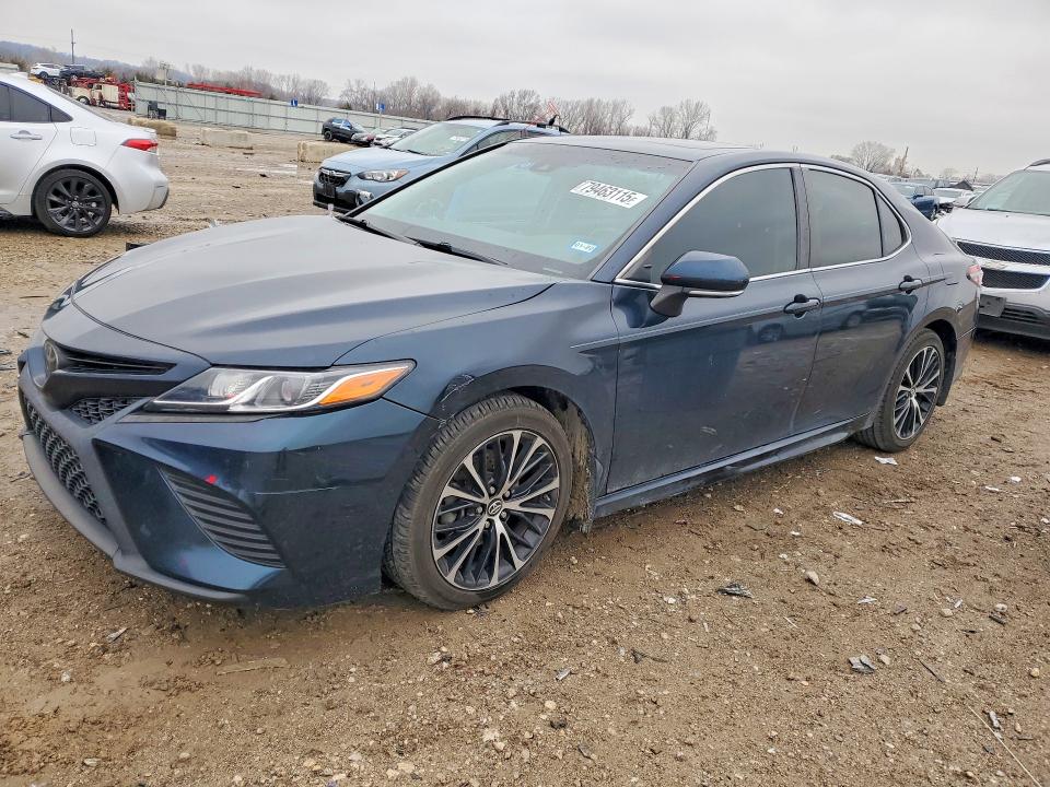 2018 TOYOTA CAMRY — VIN 4T1B11HK2JU583078