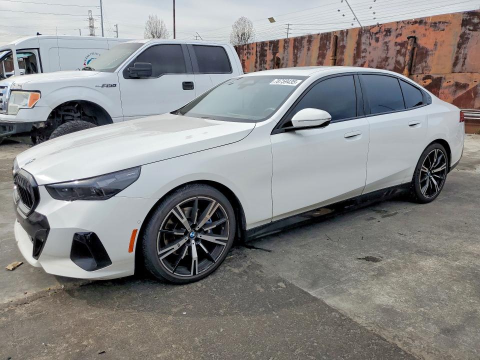 2024 BMW 530 — VIN WBA43FJ07RCR52500