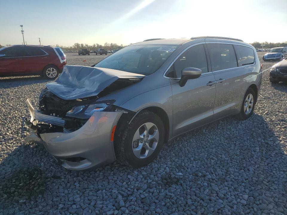 2017 CHRYSLER PACIFICA — VIN 2C4RC1CG1HR836026
