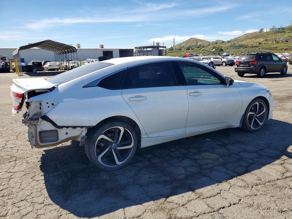 1HGCV1F30NA103802