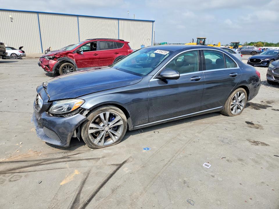2015 MERCEDES-BENZ C — VIN 55SWF4KB8FU026983