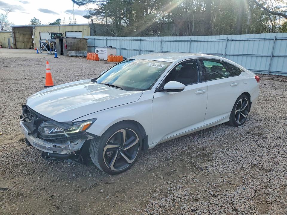 2020 HONDA ACCORD — VIN 1HGCV1F30LA056946