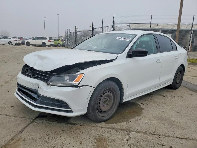 2016 VOLKSWAGEN JETTA — VIN 3VW267AJ1GM402556