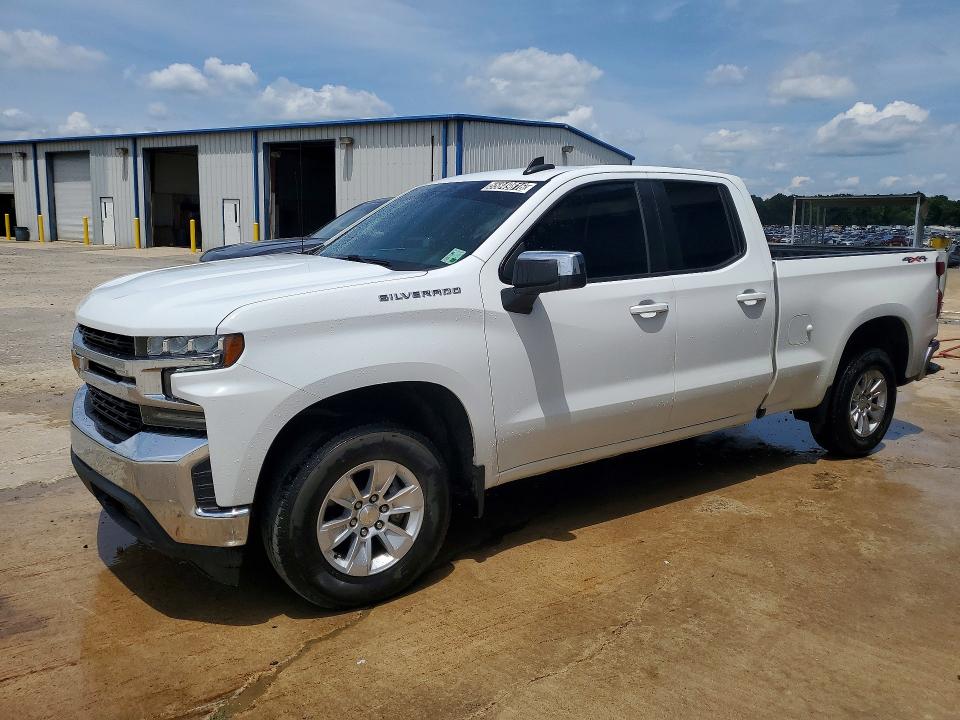 2021 CHEVROLET SILVERADO — VIN 1GCRYDED0MZ307088