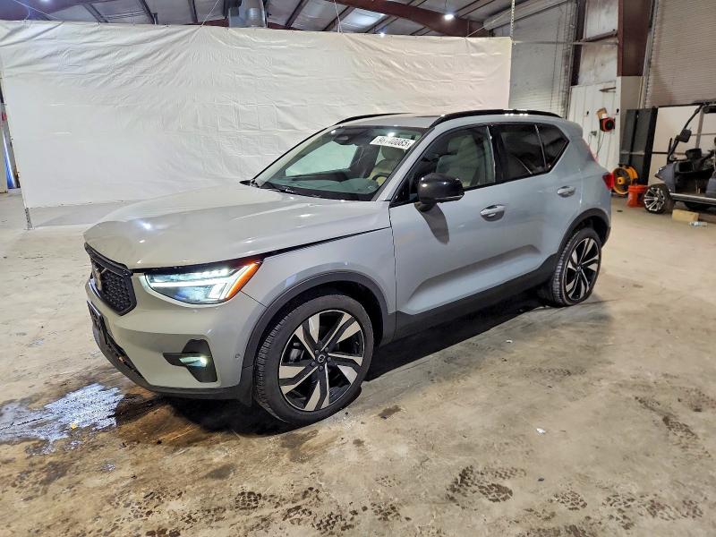 2025 VOLVO XC40 — VIN YV4L12UC7S2506634