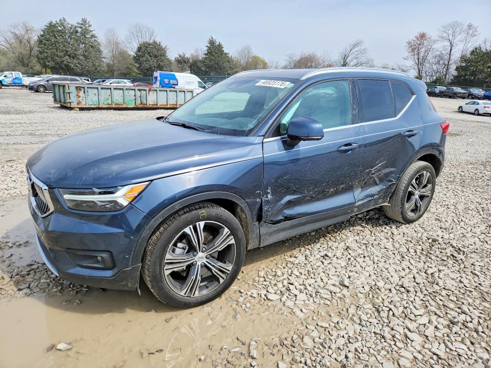 2022 VOLVO XC40 — VIN YV4AC2HL1N2781819