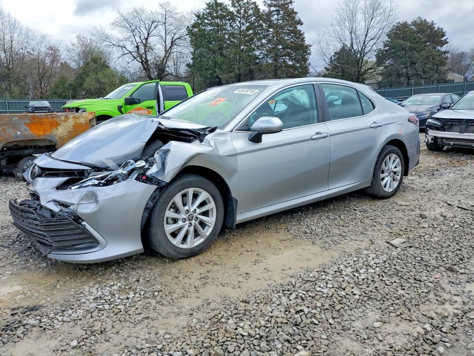 2022 TOYOTA CAMRY — VIN 4T1C11BK8NU049568