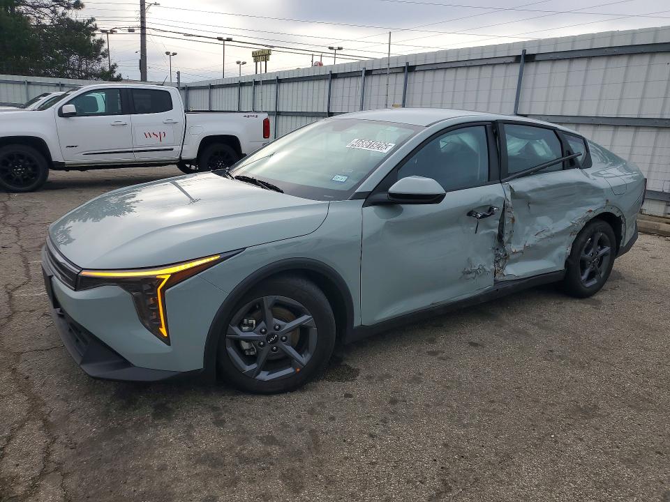 2025 KIA K4 — VIN 3KPFT4DE9SE116029