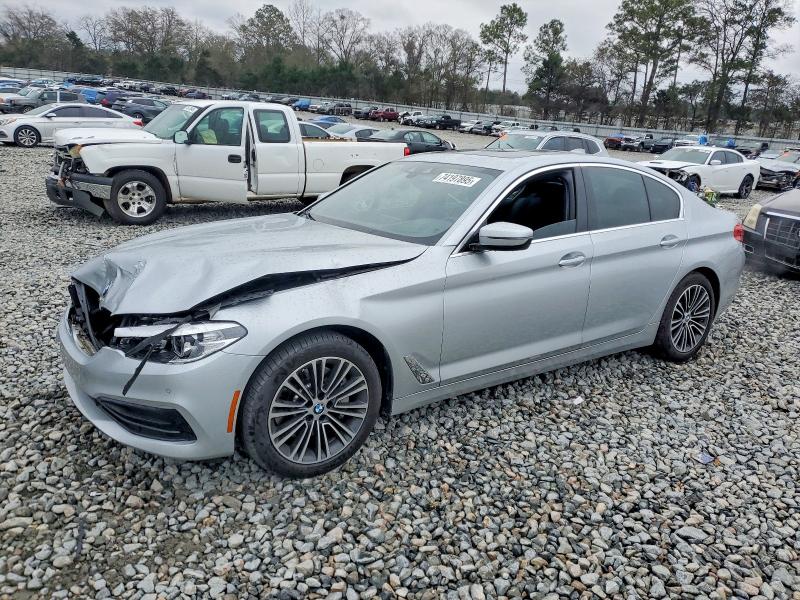 2019 BMW 530 — VIN WBAJA5C50KWW08023